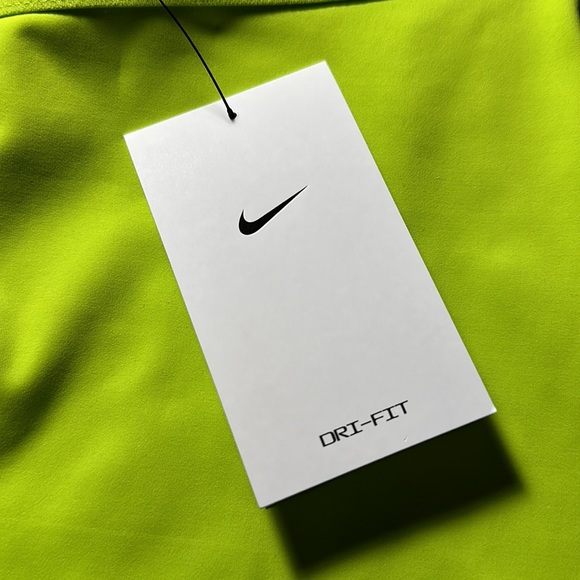 Nike 365 Short - Picture 9 of 11